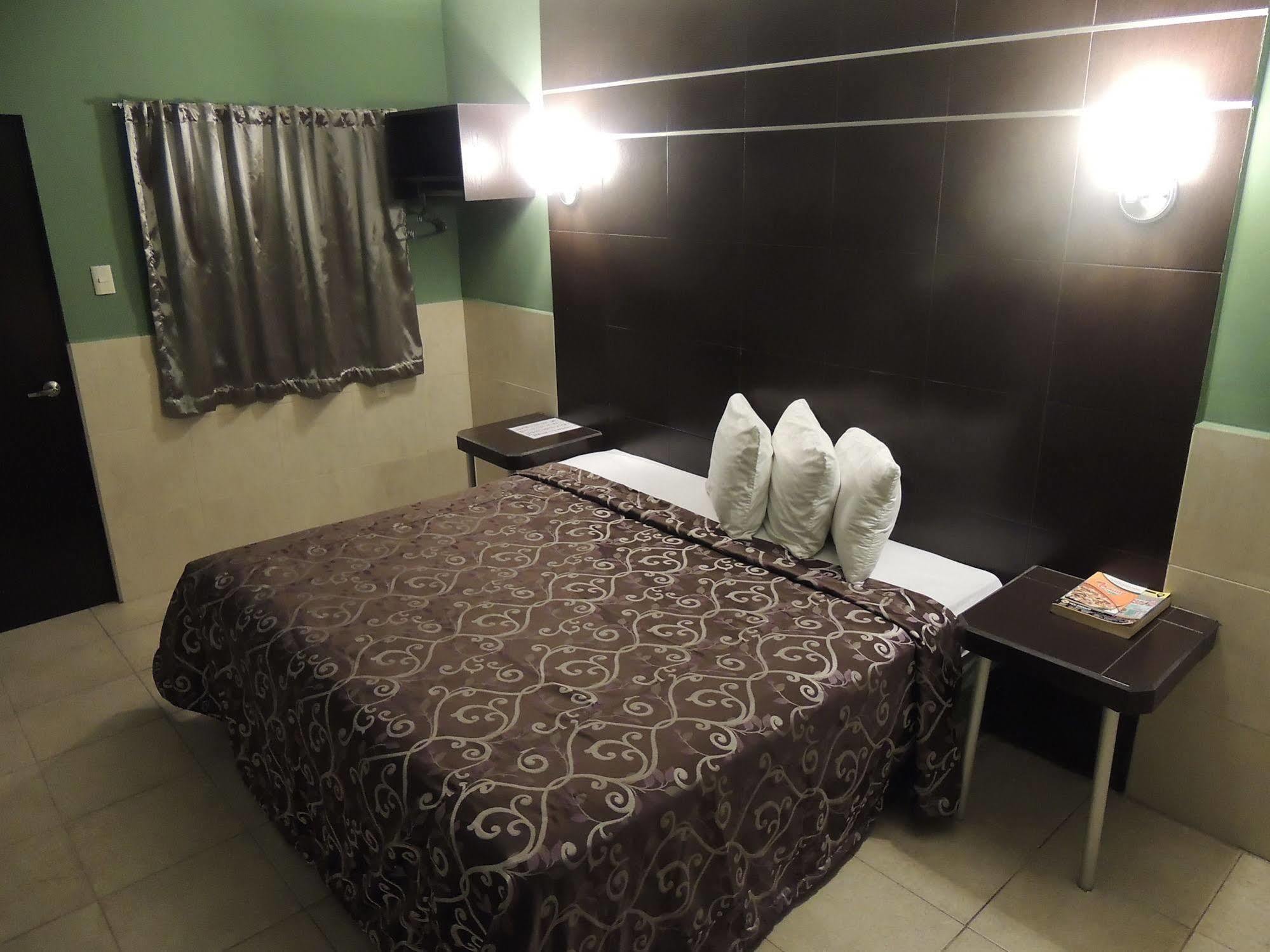 Hotel Metropolitano Tampico Esterno foto